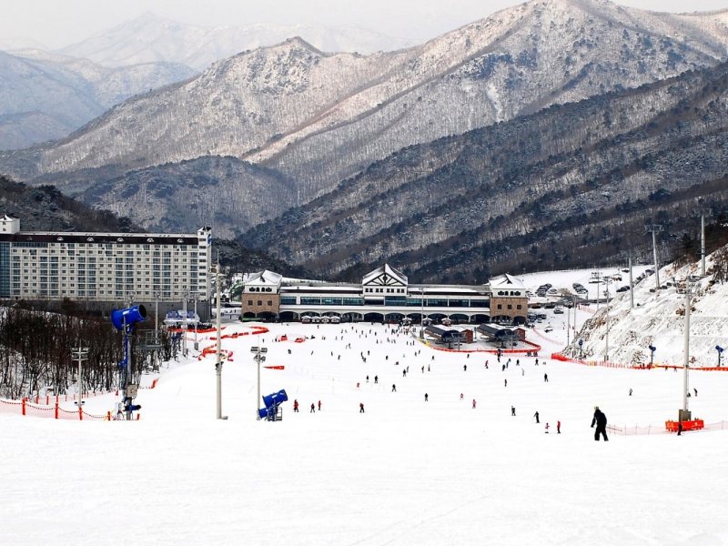 Eden Valley Resort Day Ski Tour in Korea Eden Valley Resort Day Ski Tour in Korea