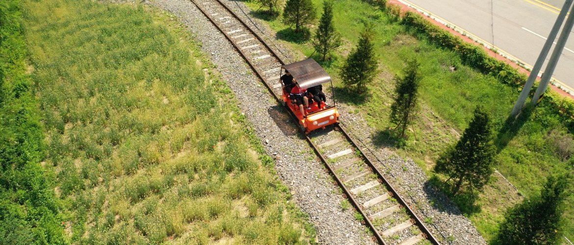 Important information for booking Nami + Gangchon Railbike + The Garden of Morning Calm One Day Tour Travelers preparing for tour with comfortable clothing and backpacks